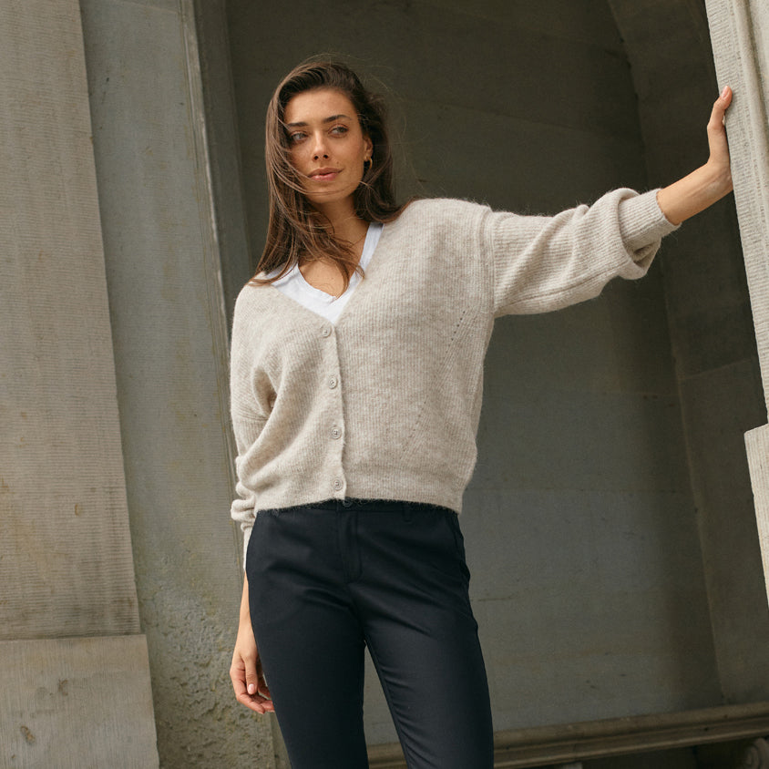 Thora V-Neck Knit Cardigan - Feather Gray