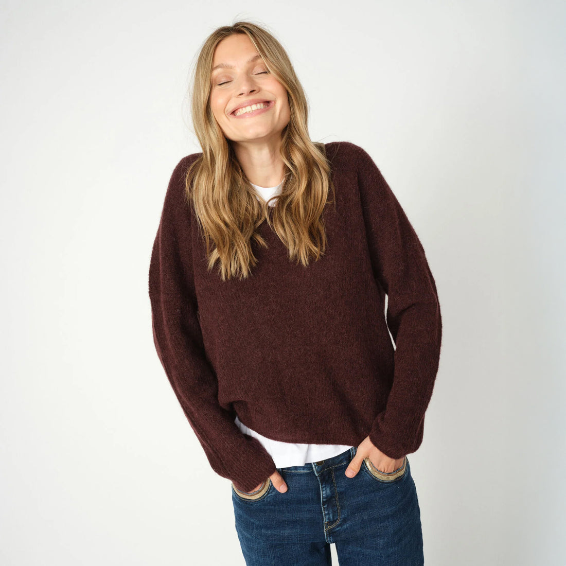 Thora V-Neck Knit - Fudge