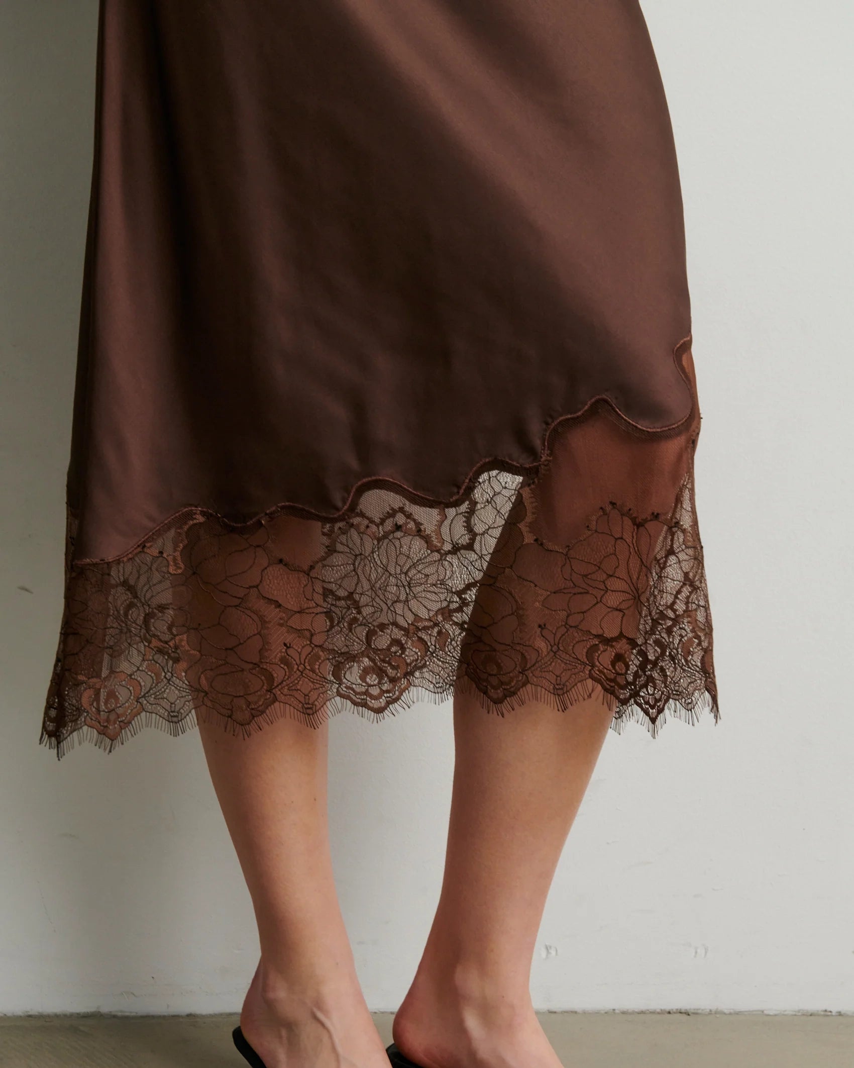 Wila Lace Midi Skirt - Carafe