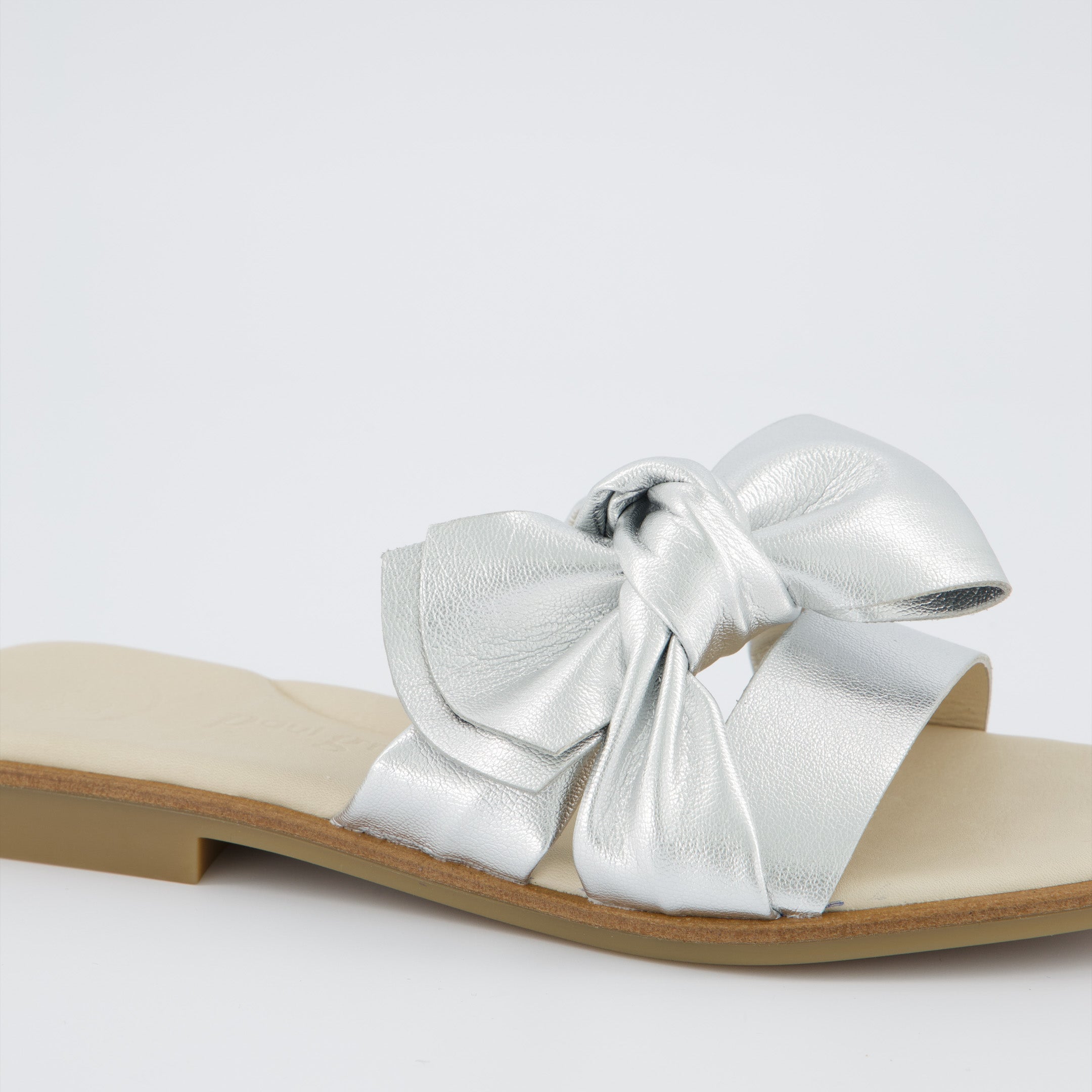 Bow Slip - Silver