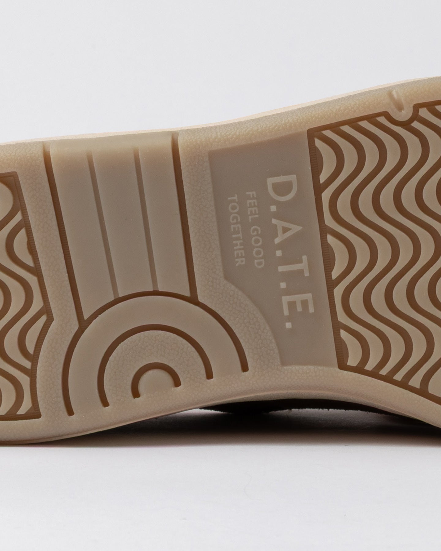 Court 2.0 Suede Trainer - Sand