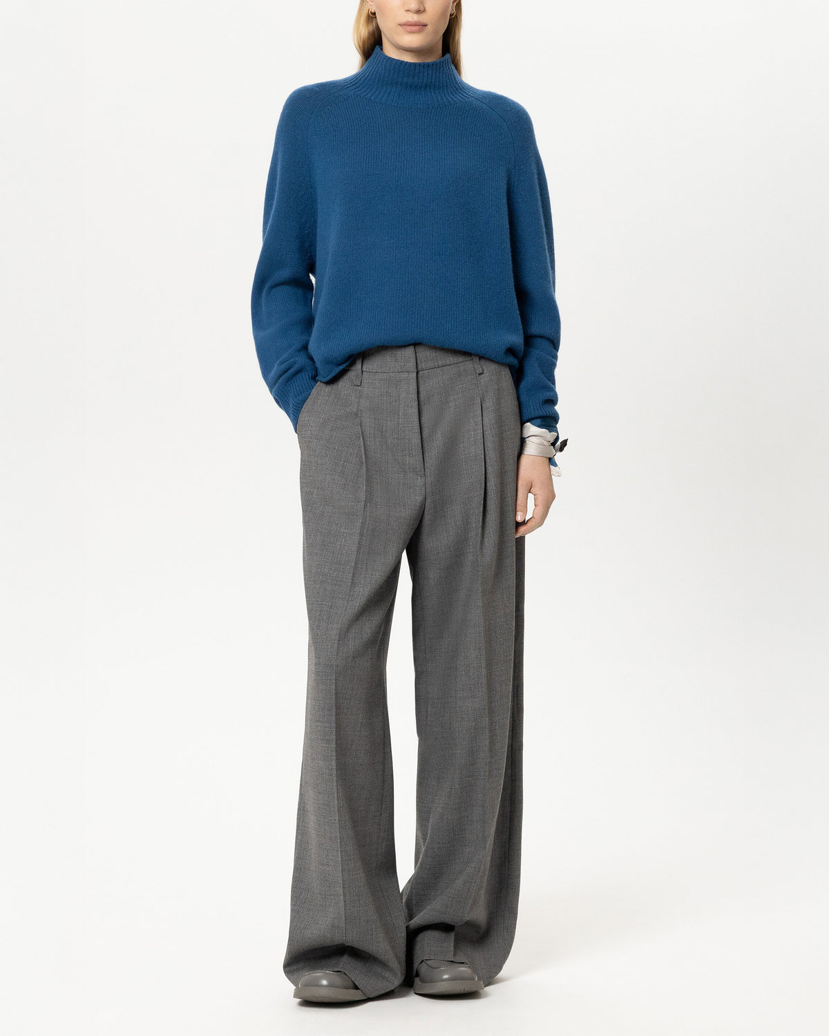 Cashmere Blend Turtleneck Knit - Sapphire