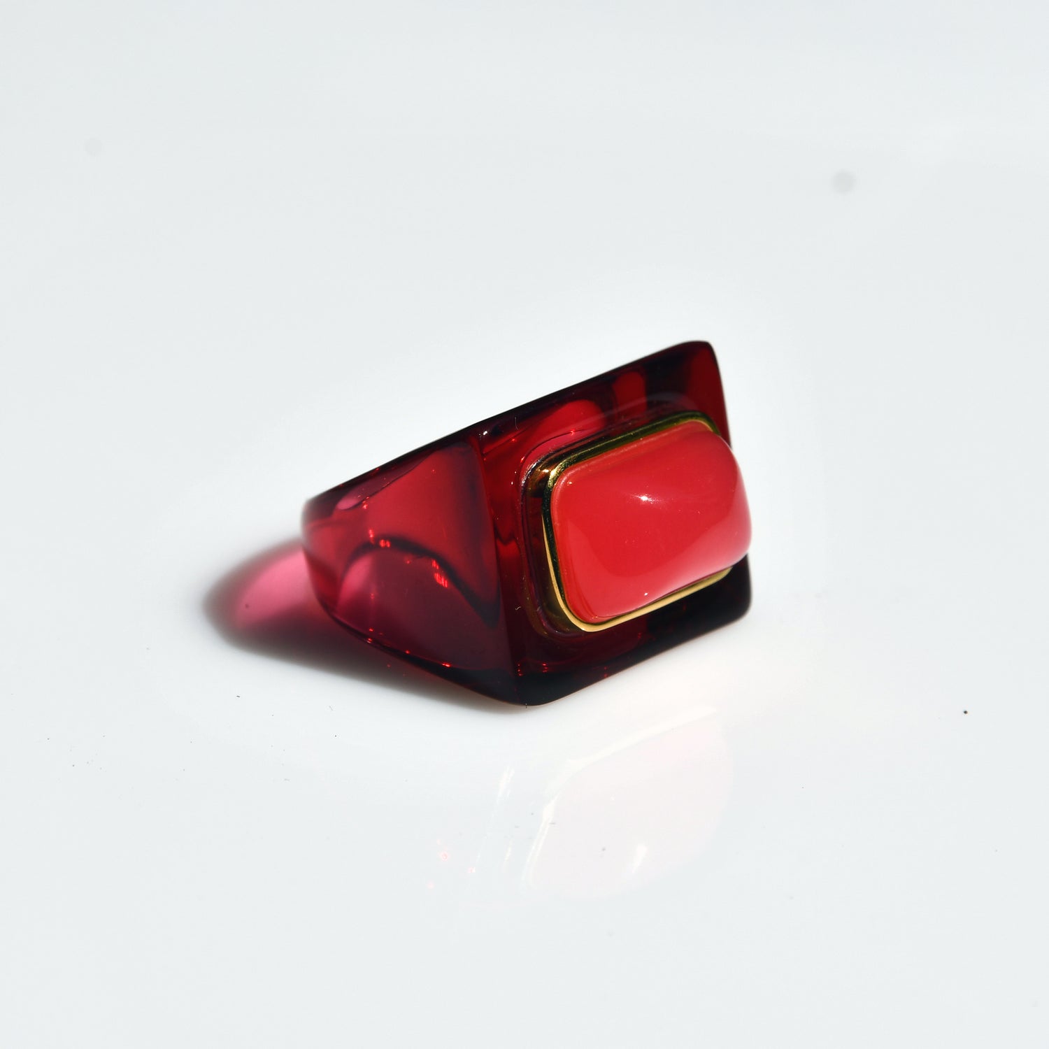 Medium Resin Winery Ring - Spicy Raspberry