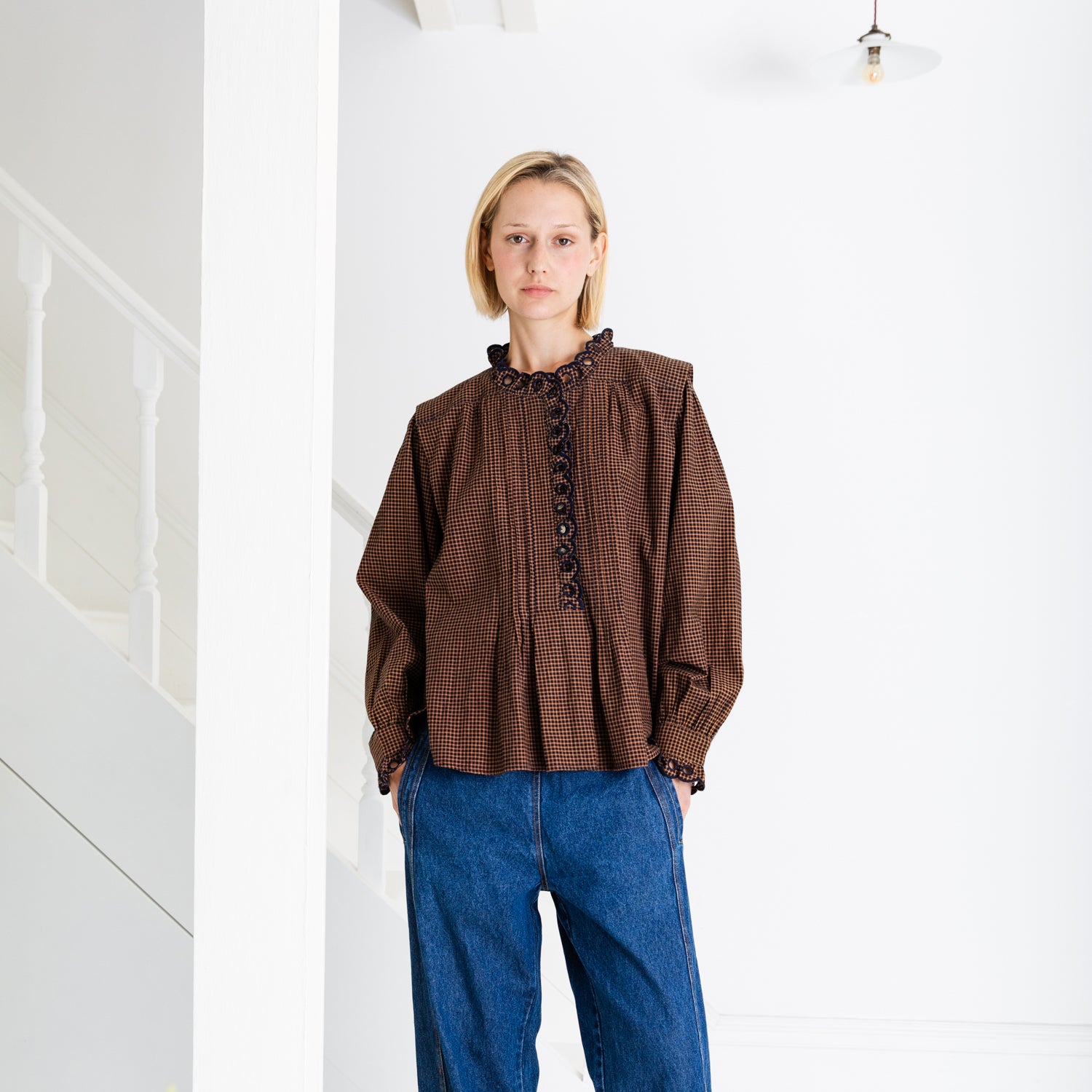 Etienne Scalloped Placket Shirt - Midnight/Tan