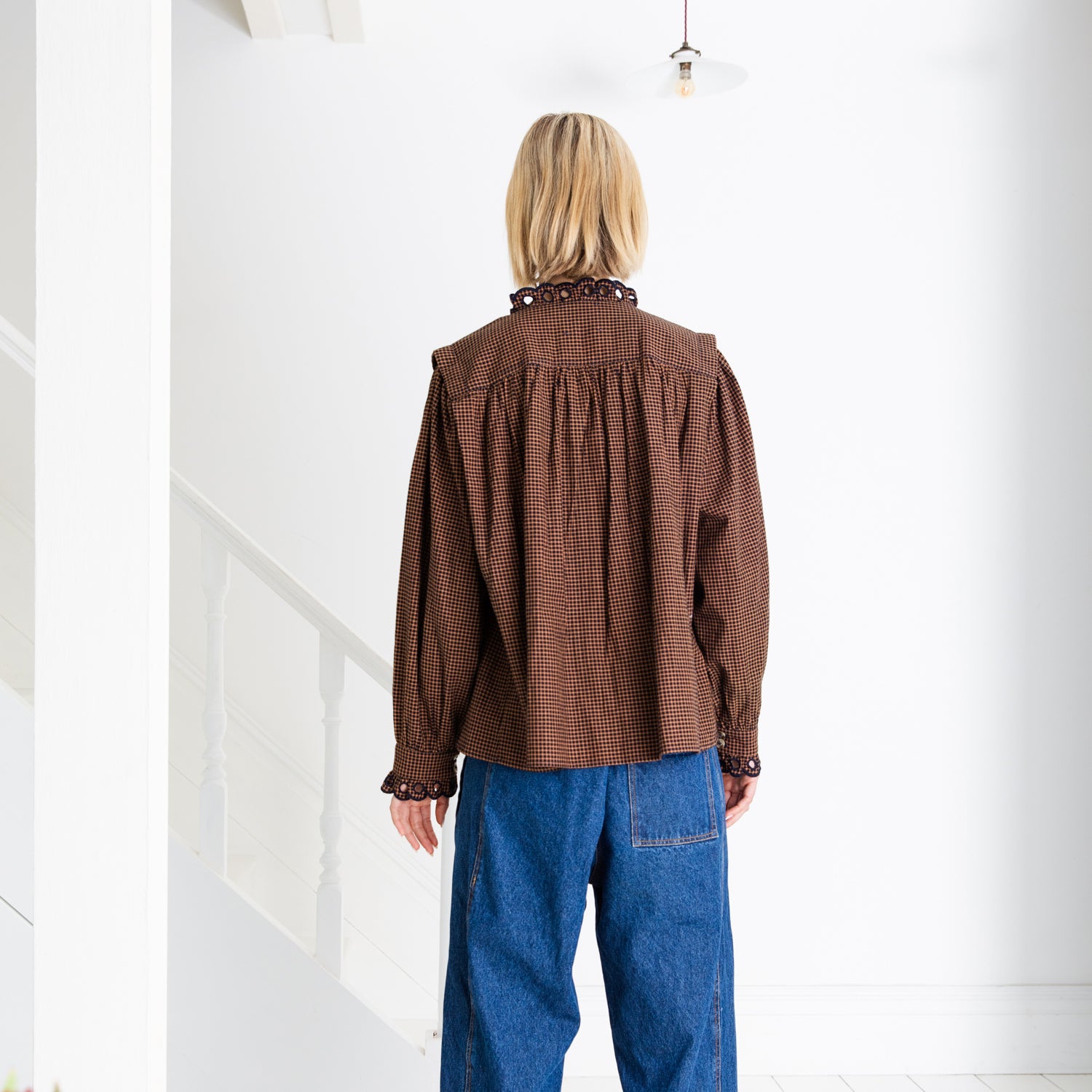 Etienne Scalloped Placket Shirt - Midnight/Tan