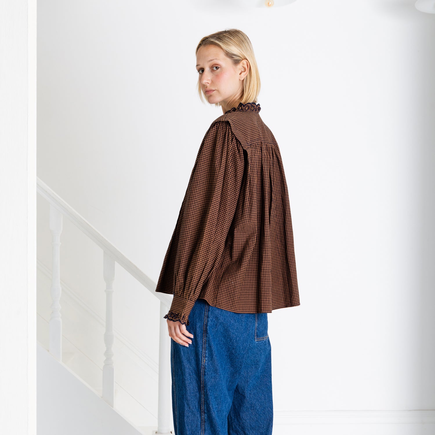 Etienne Scalloped Placket Shirt - Midnight/Tan