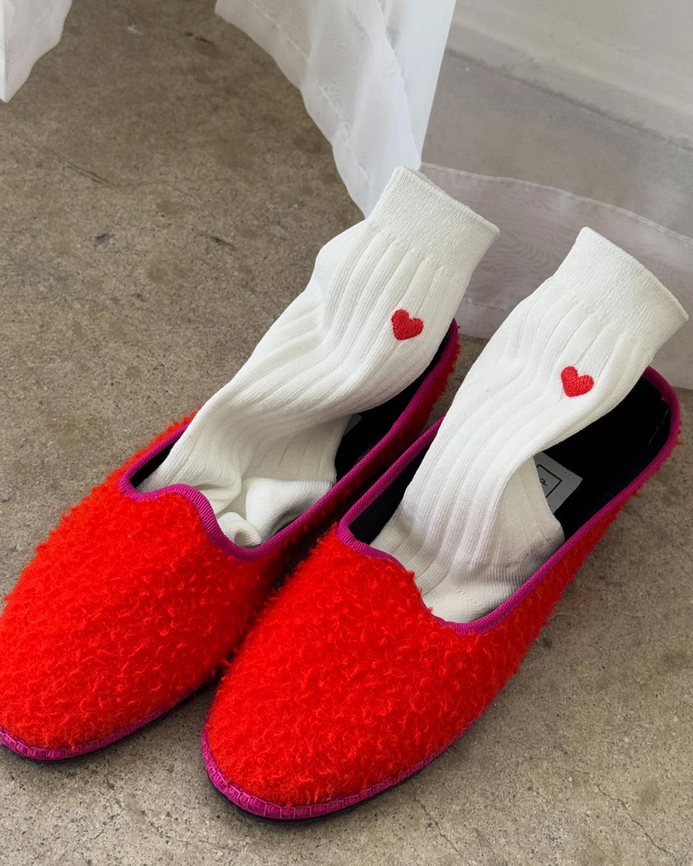 Embroidered Her Socks - Classic White + Heart