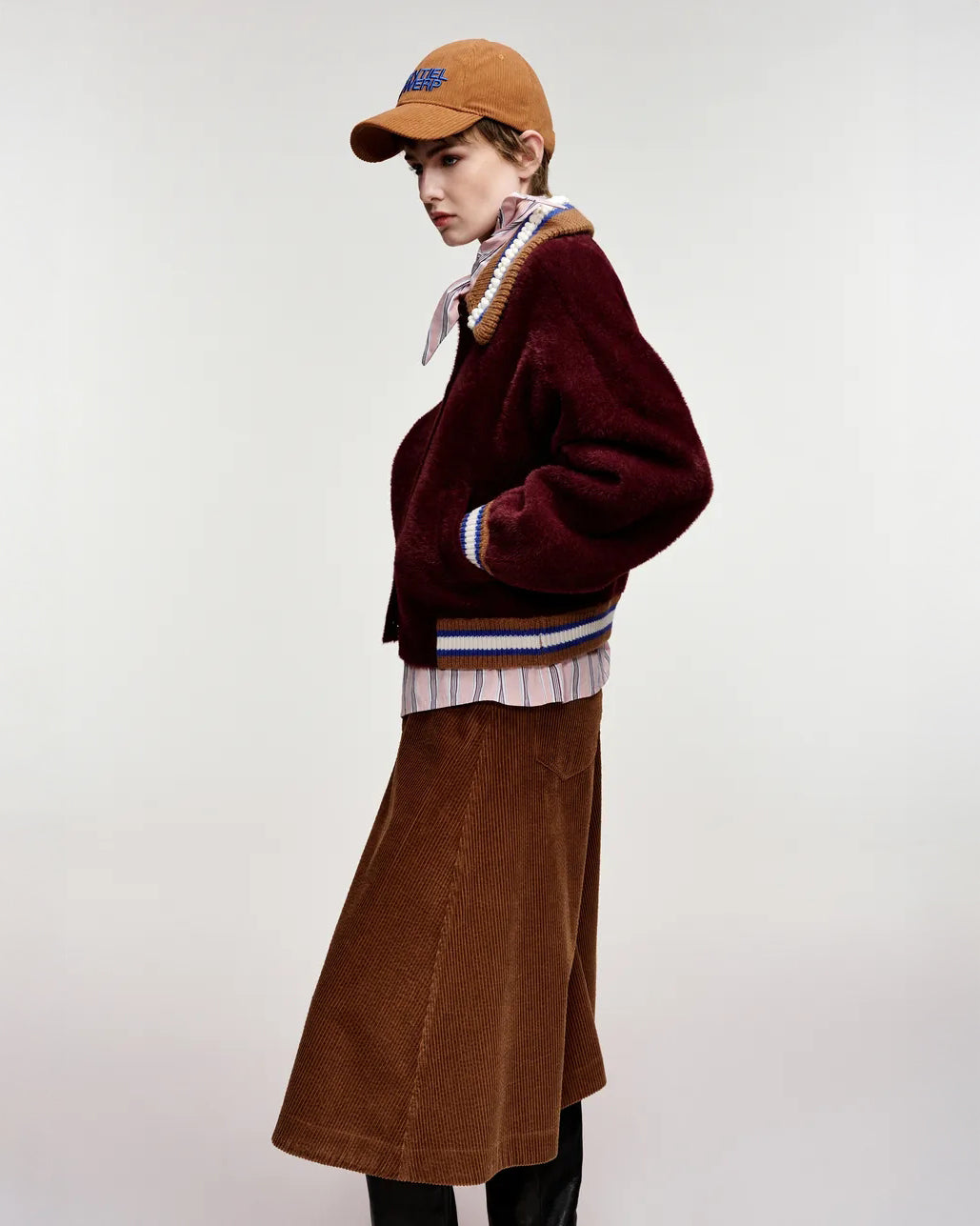 Kamore Knit Jacket With Collar - Wine Not