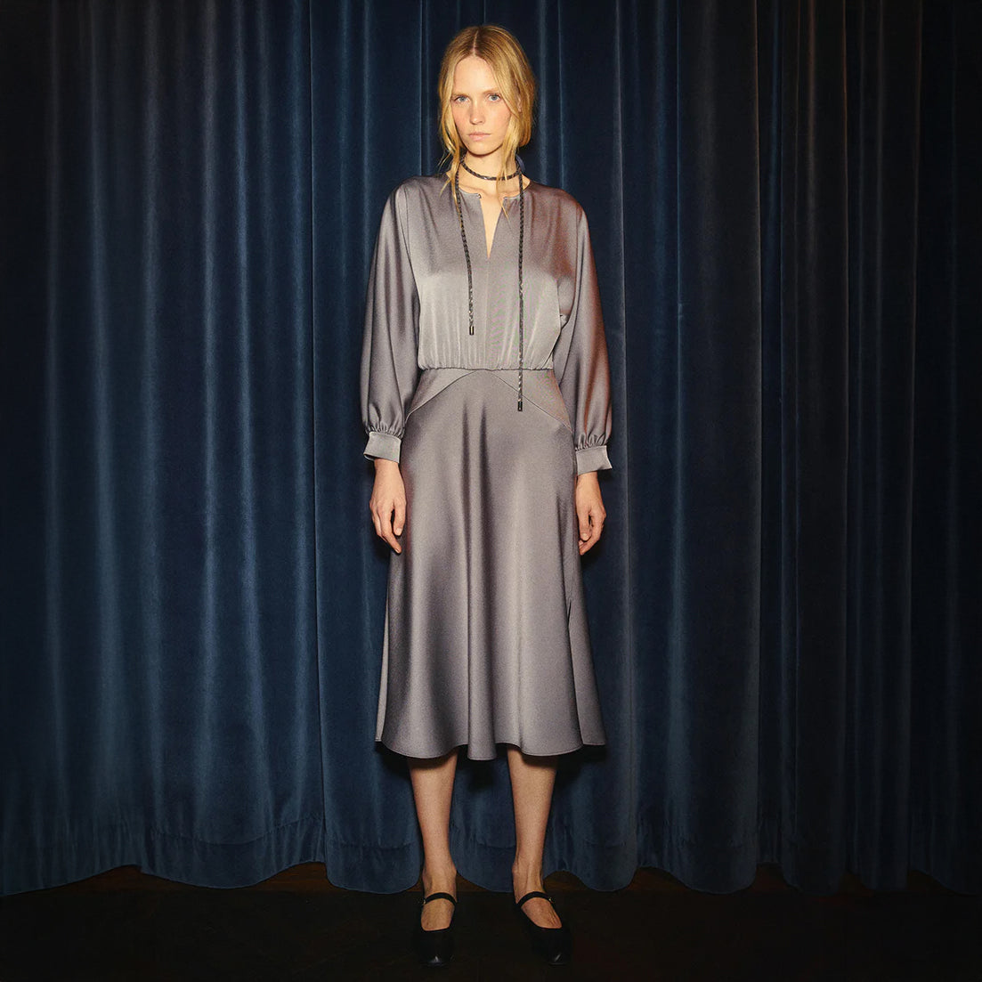 Midi Dress With Kimono Sleeve - Silver