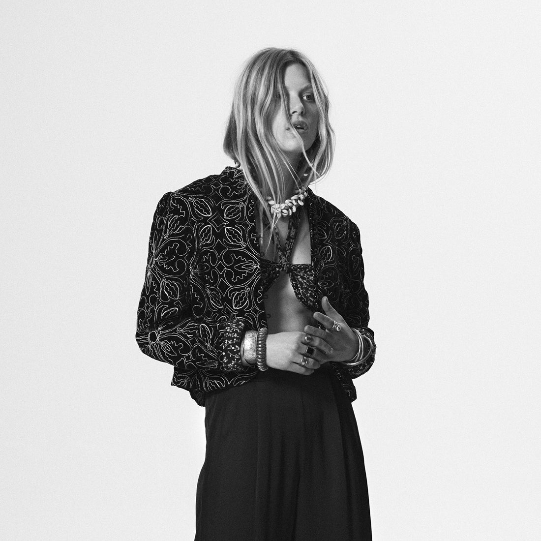 Odette Velvet Embroidered Jacket - Black