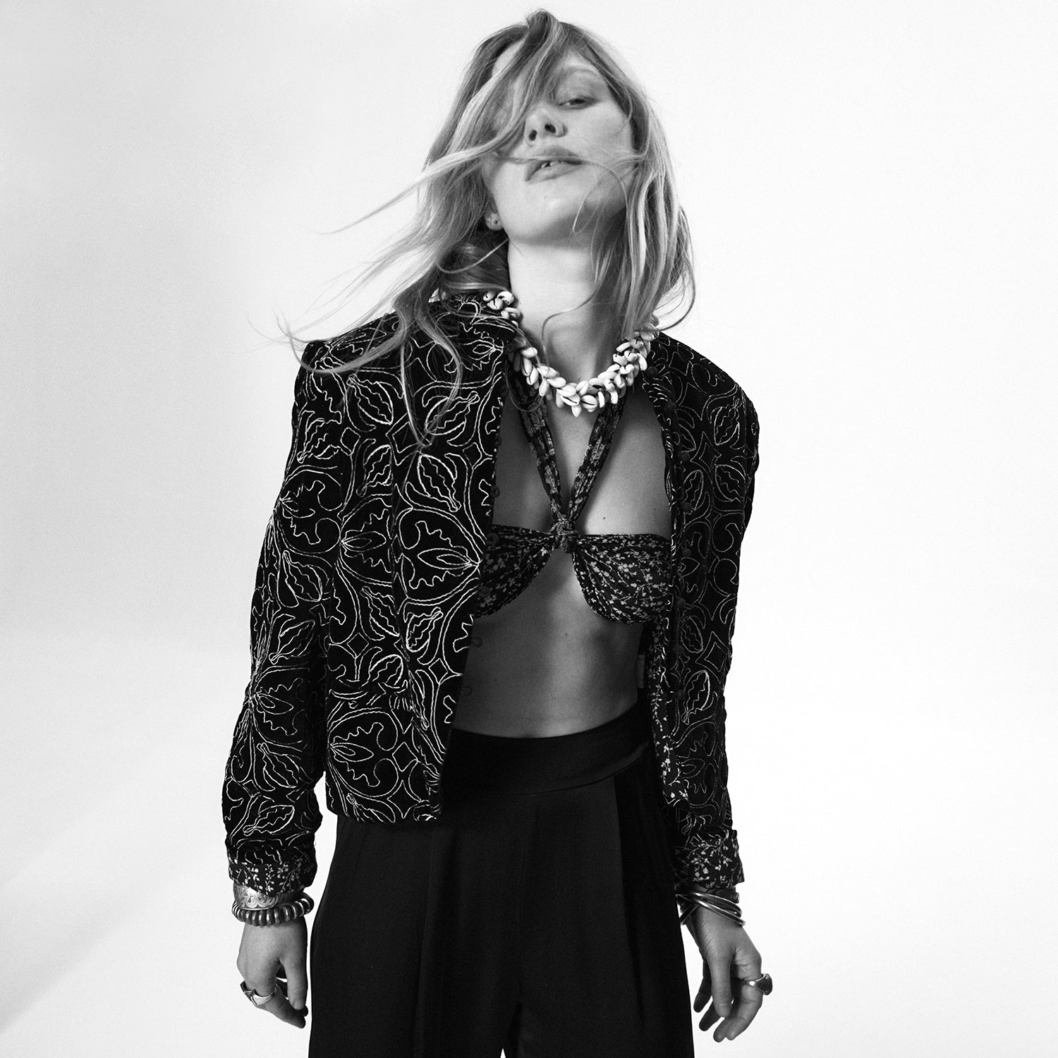 Odette Velvet Embroidered Jacket - Black