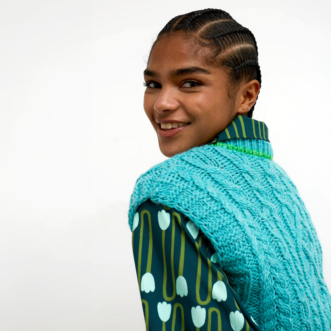 Nest Cable Knit Vest - Turquoise