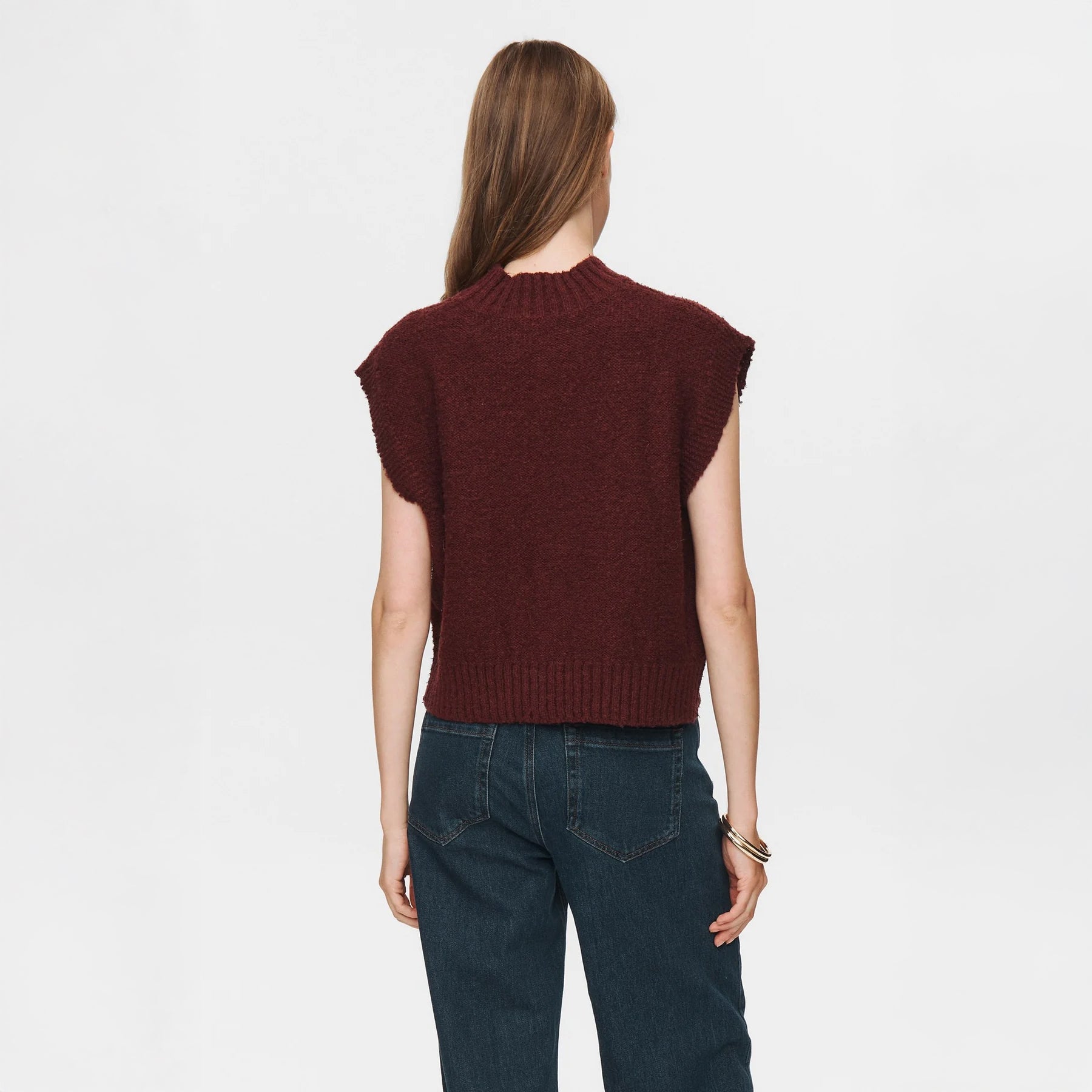 Nucaly Vest - Winetasting