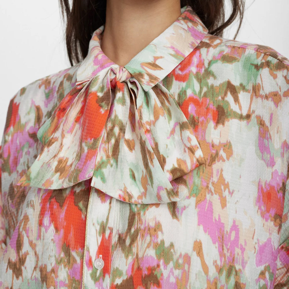 Nuvinnie Short Sleeve Bow Shirt - Pristine