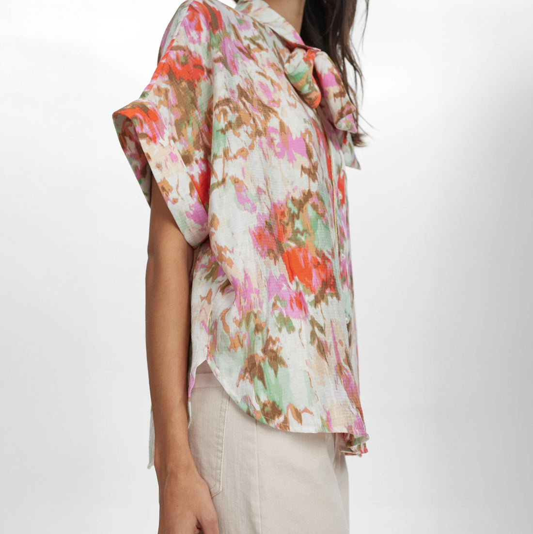 Nuvinnie Short Sleeve Bow Shirt - Pristine