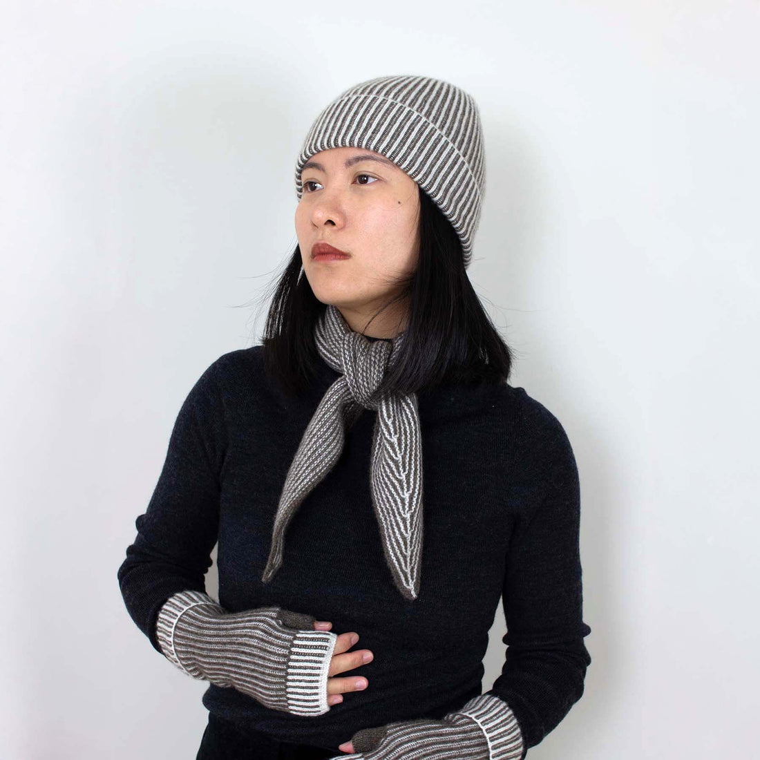 Ribbed Beanie - Brown