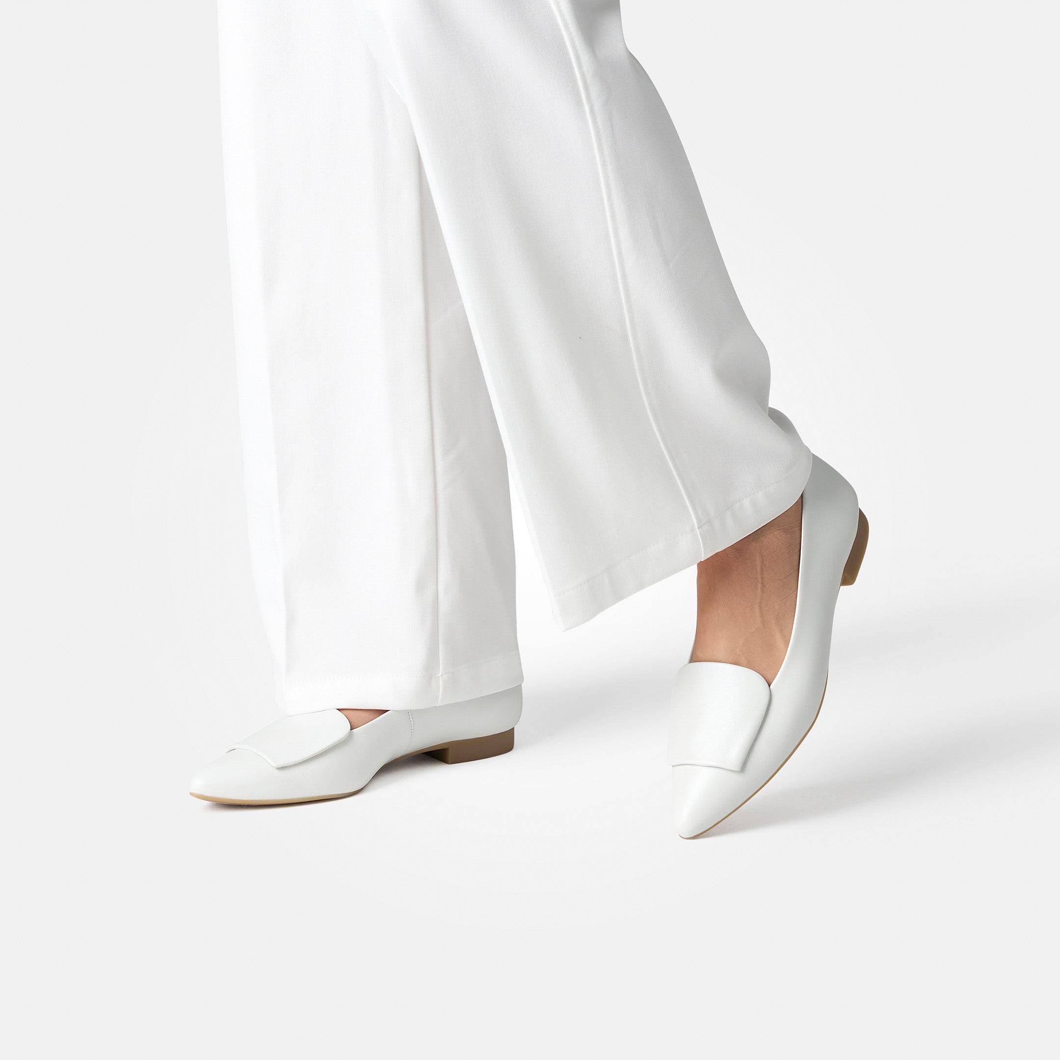 Pointed Slip On - Ivory