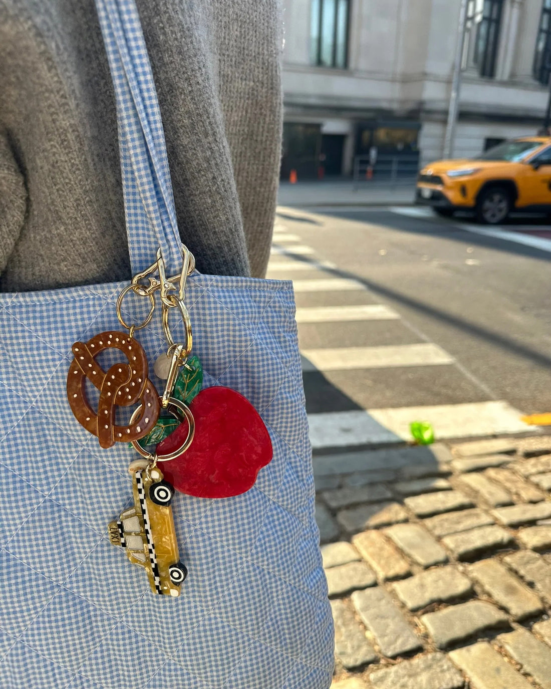 Pretzel Keyring - Brown