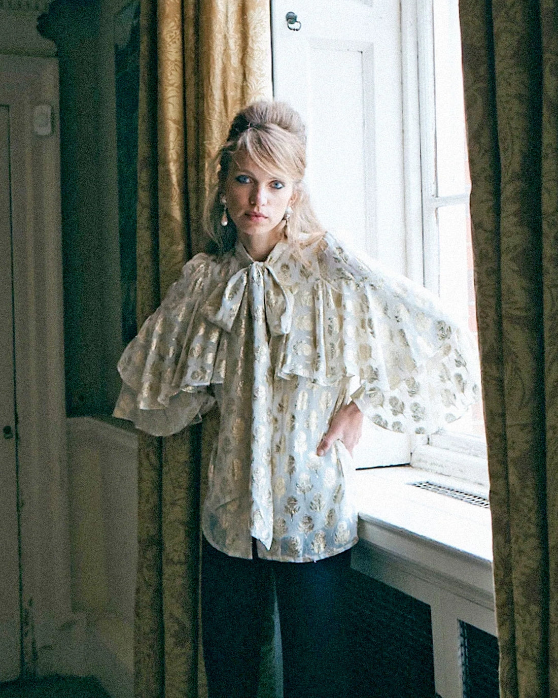 Regina Blouse - Gold