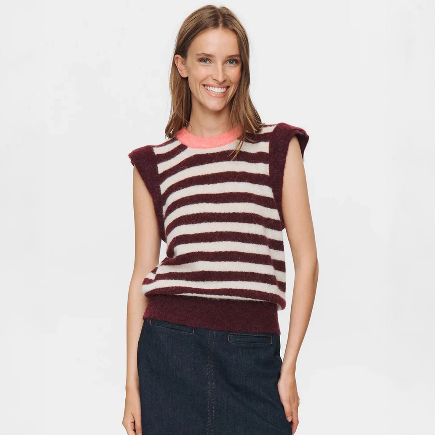 Nuciara Riette Stripe Vest - Winetasting