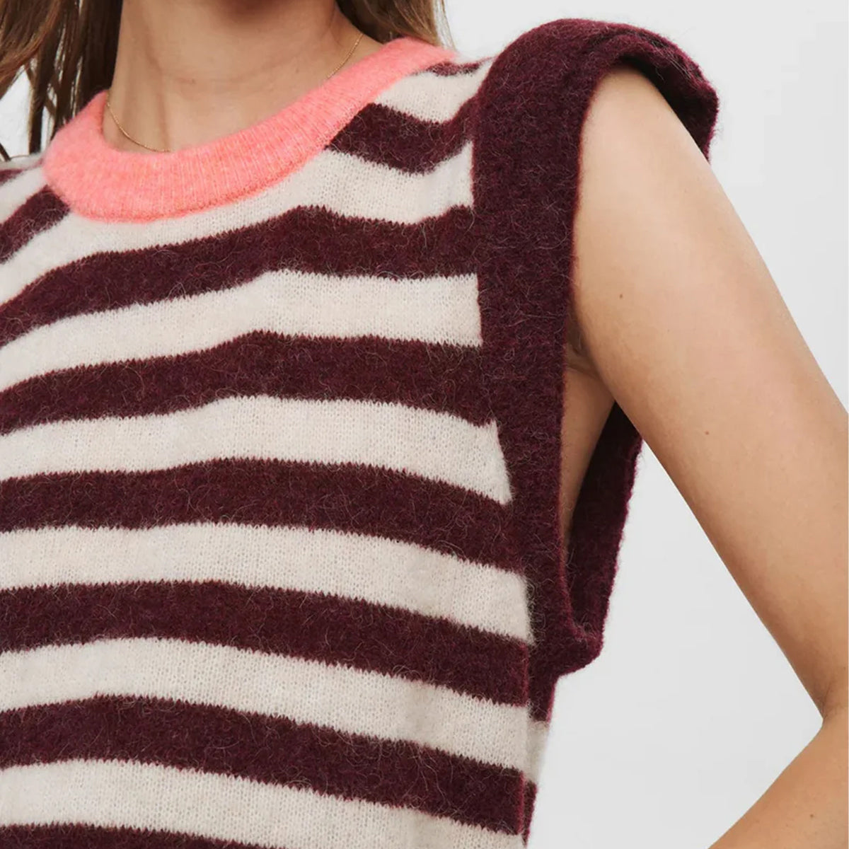 Nuciara Riette Stripe Vest - Winetasting