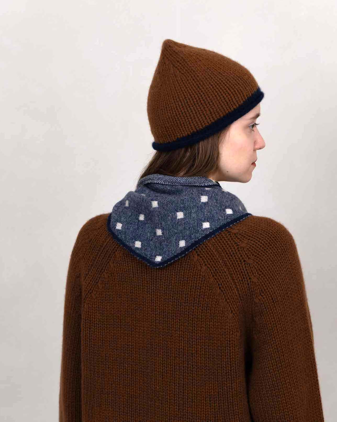 Spot Triangle Scarf - Navy