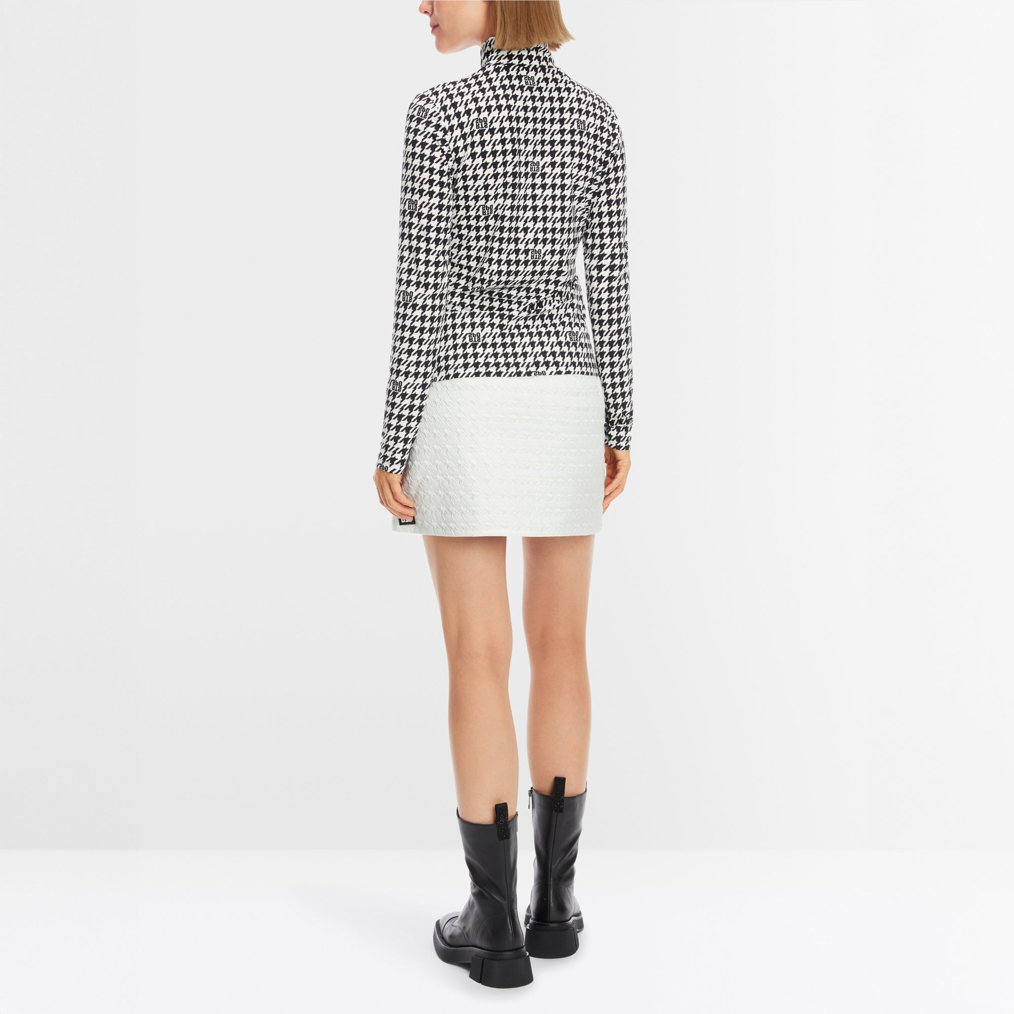 Star Fitted Polo Top - Black And White