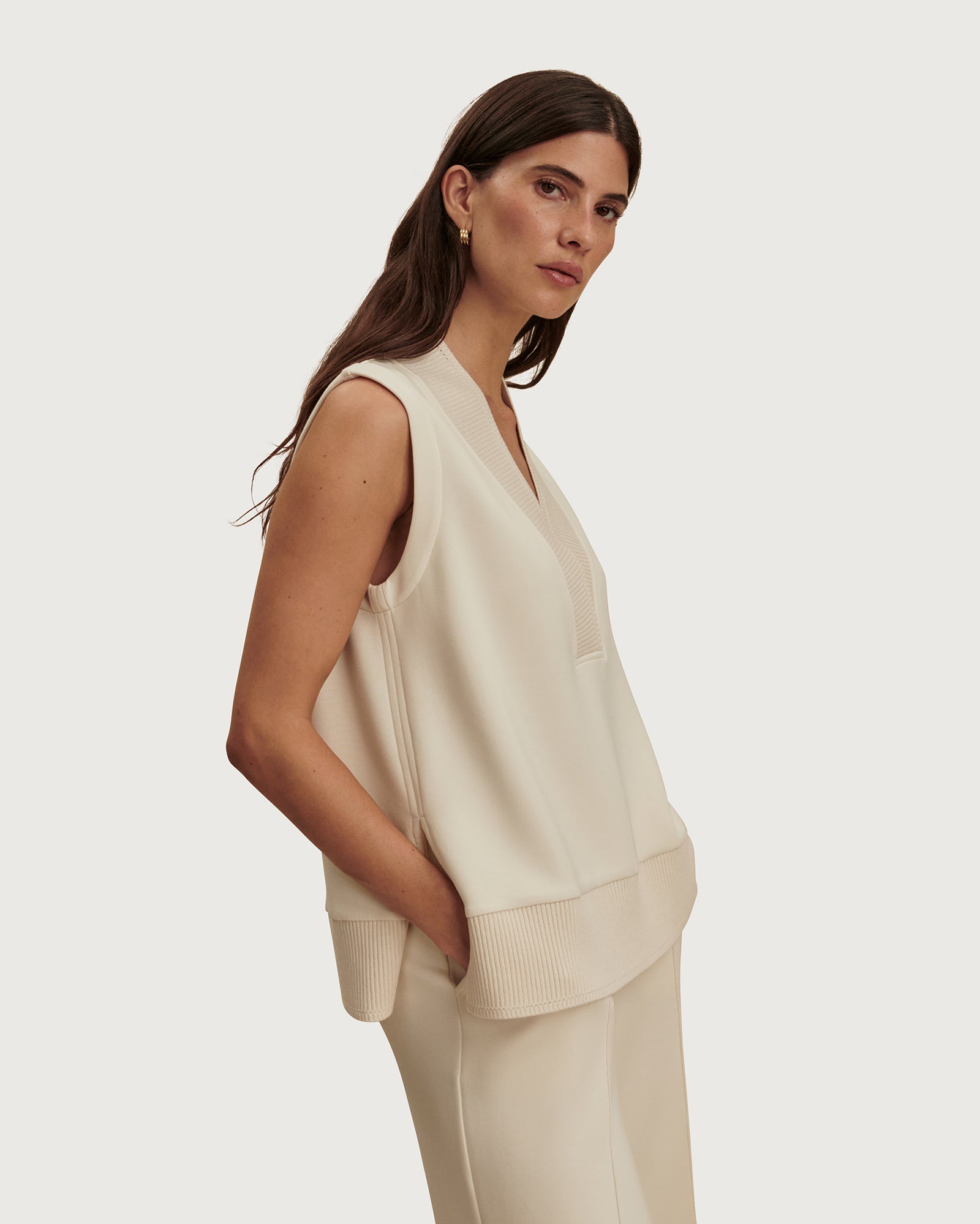 Freida V Neck Tank - Pristine