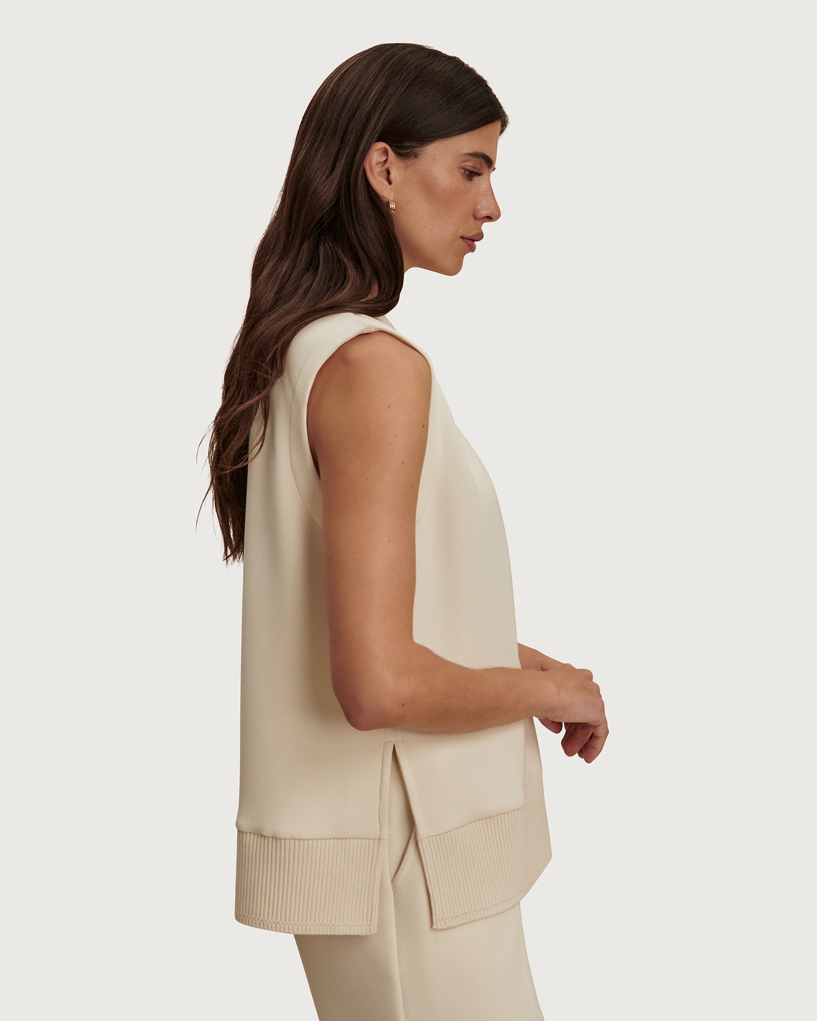 Freida V Neck Tank - Pristine