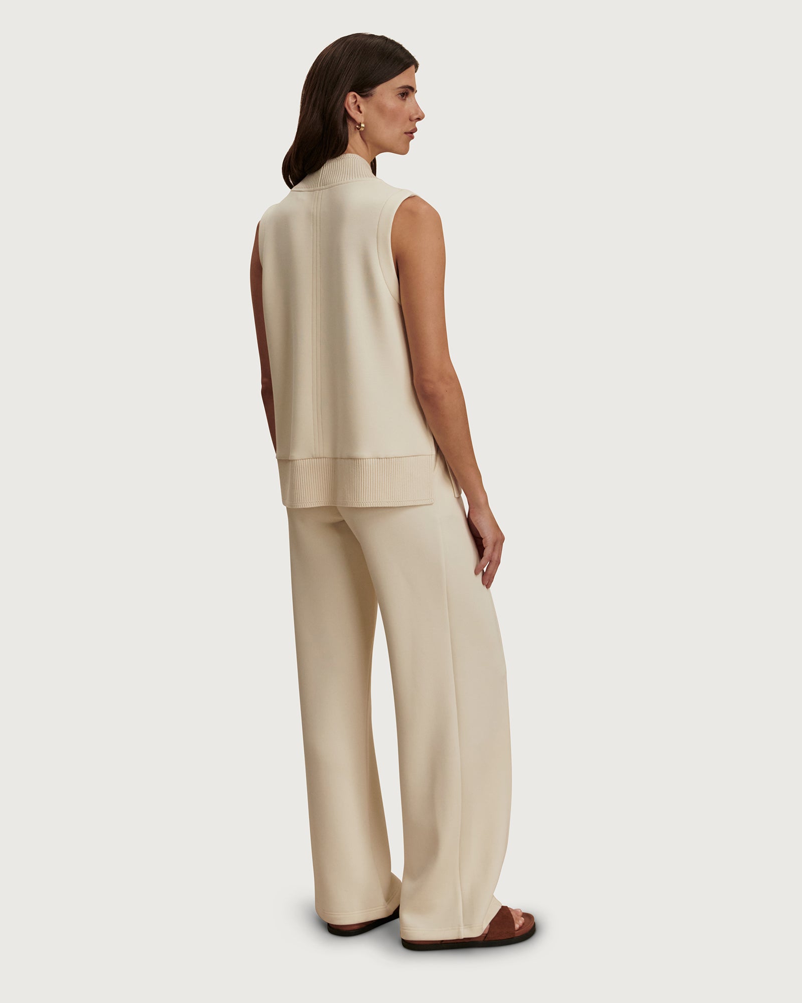 Freida V Neck Tank - Pristine