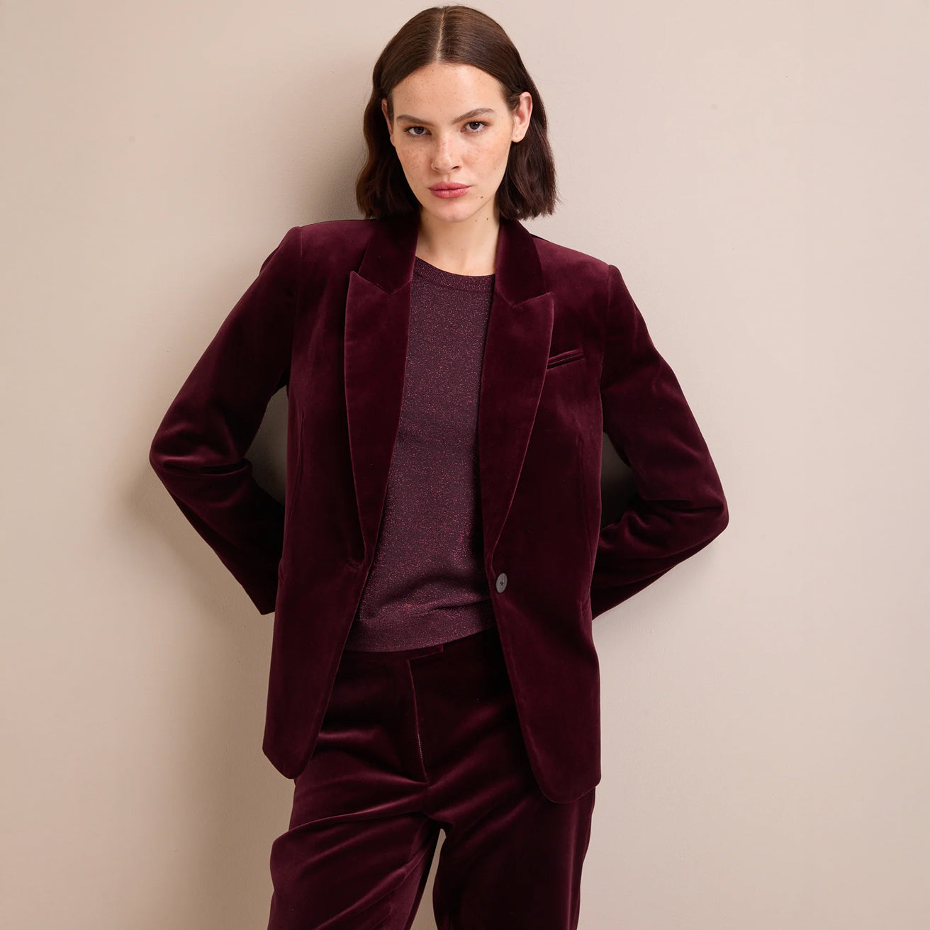 Jamie Velvet Jacket - Burgundy