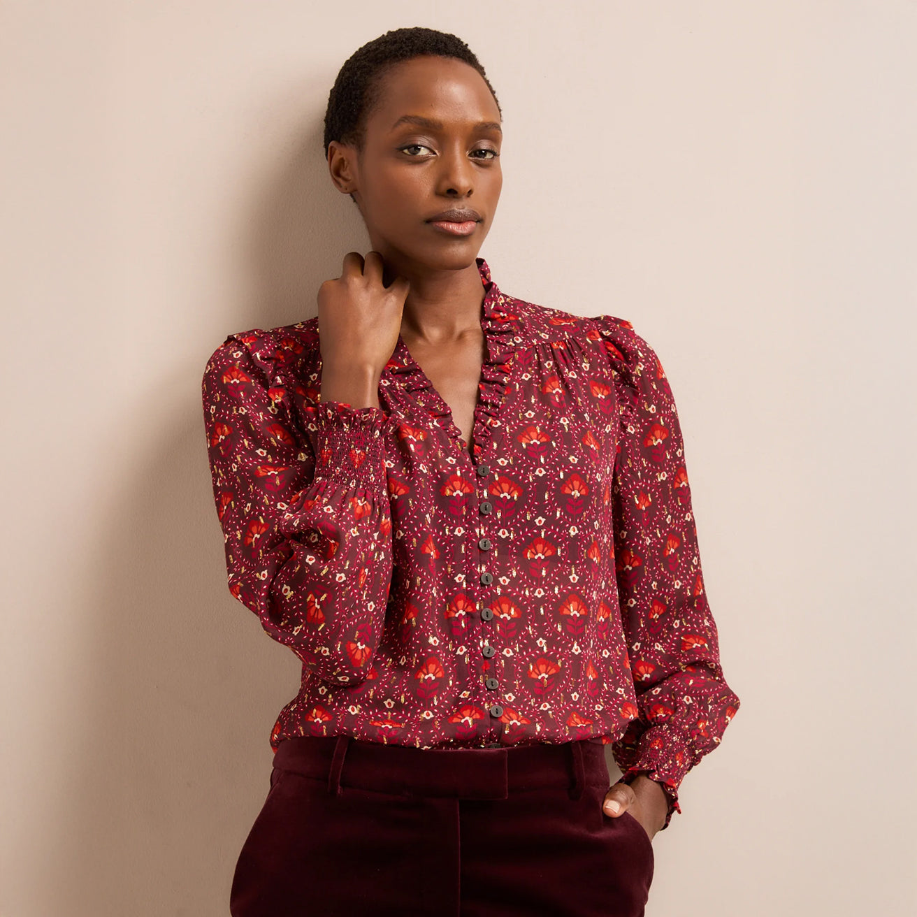 Stella V-Neck Long Sleeve Blouse - Rust/Burgundy Carnation Print