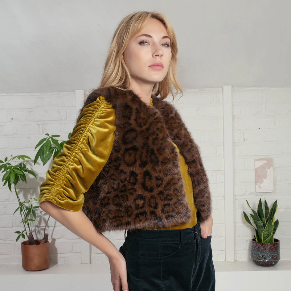 Edelweiss Gilet - Choc Leo