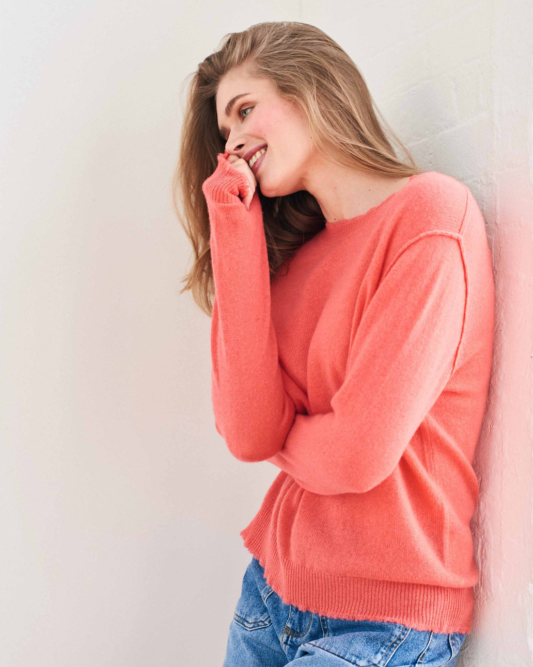 Distressed Crew - Cerise