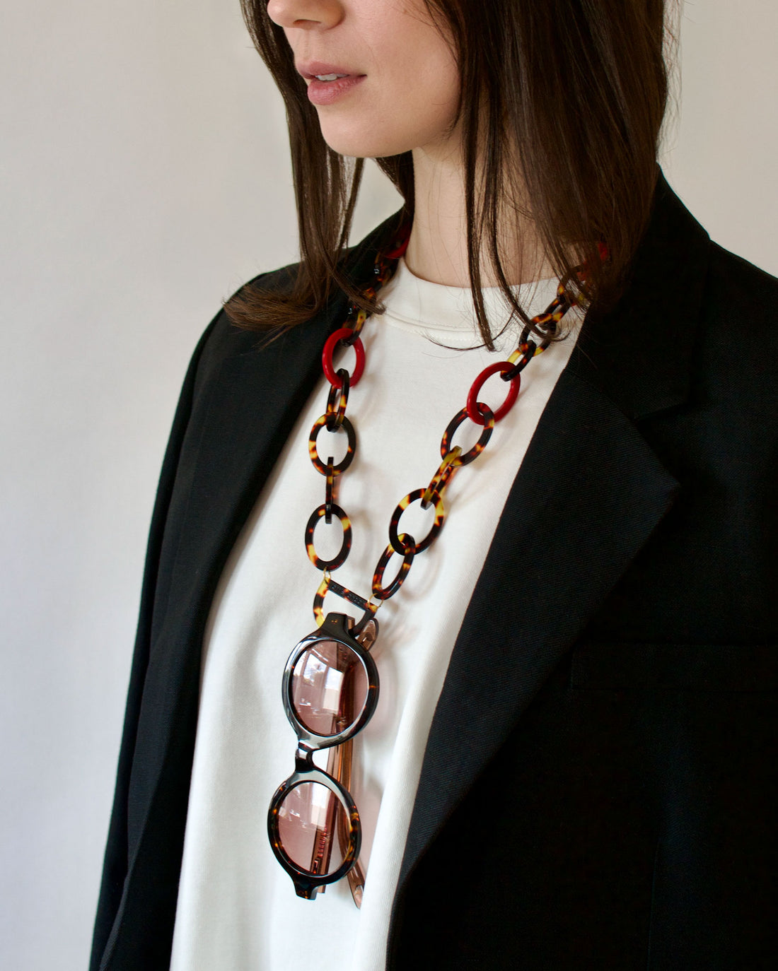 Original D Glasses Necklace - Dark Tortoiseshell Bio &amp; Cherry Red