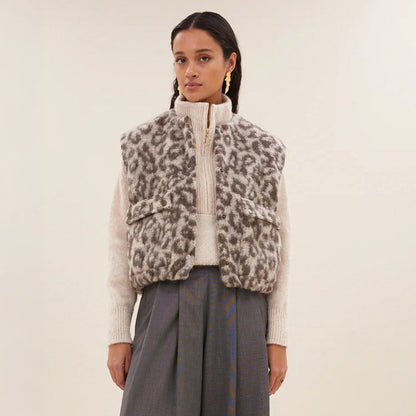Maggie Leopard Gilet - Leopard Print