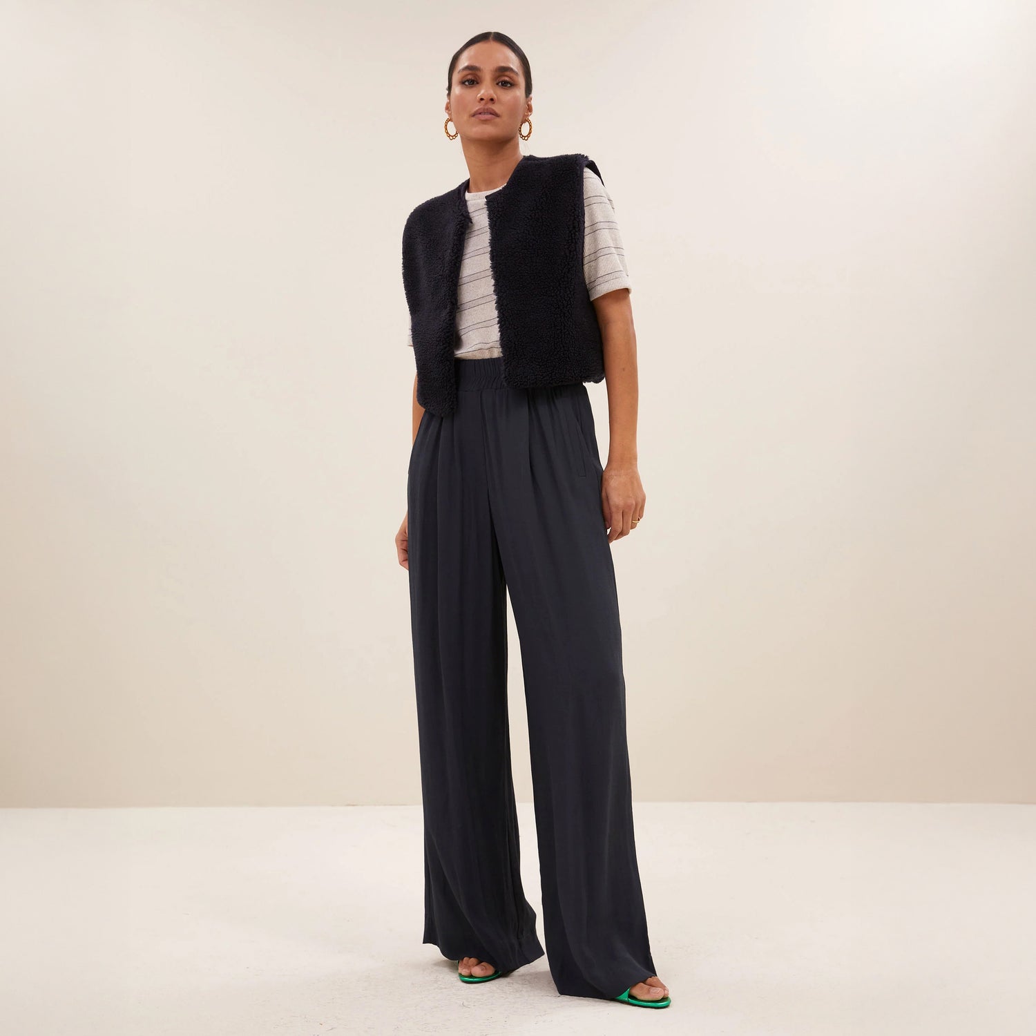 Wolly Gilet - Midnight