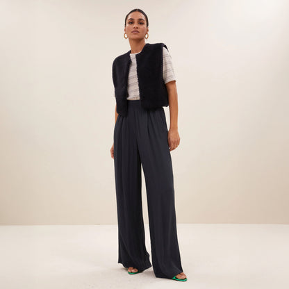 Wolly Gilet - Midnight