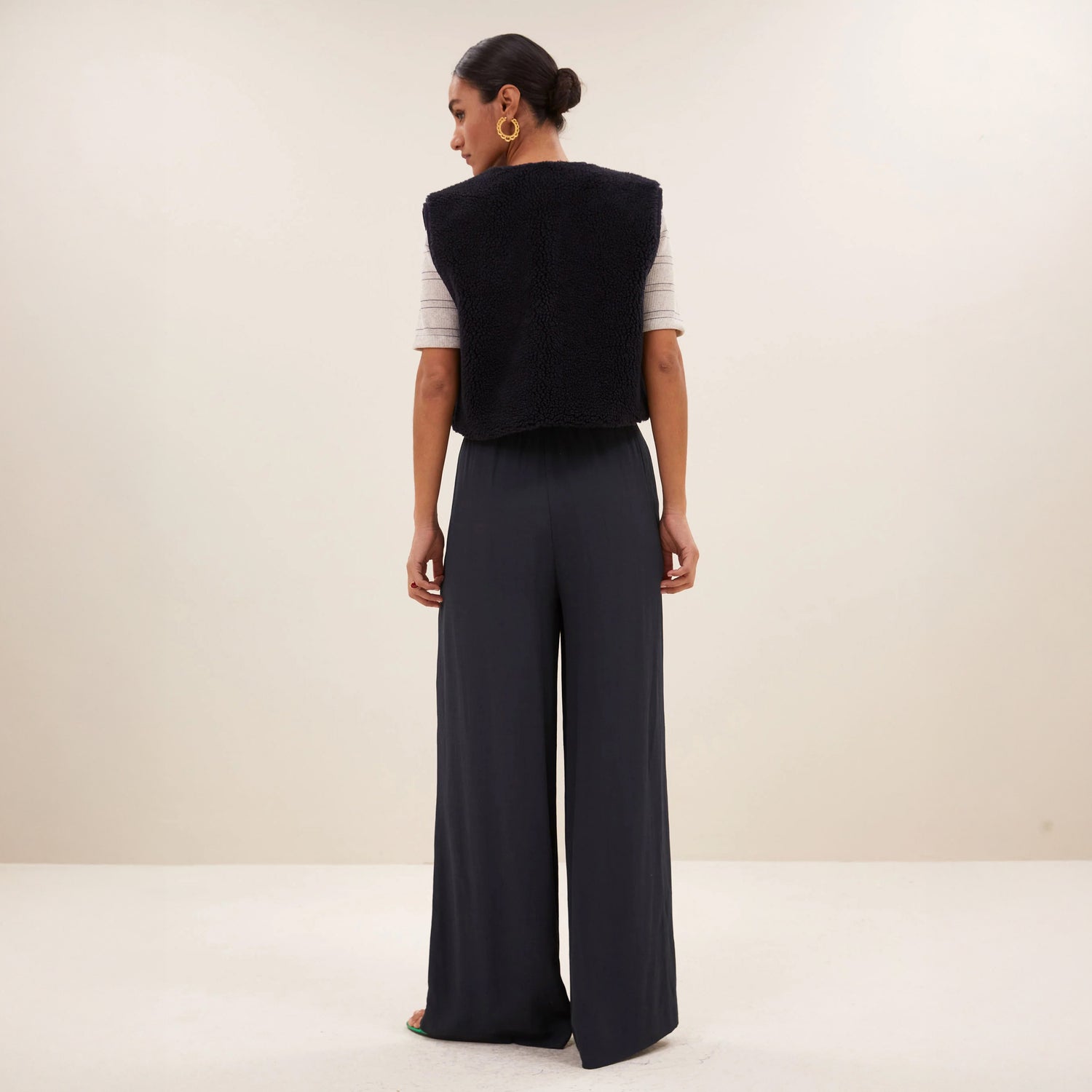 Wolly Gilet - Midnight