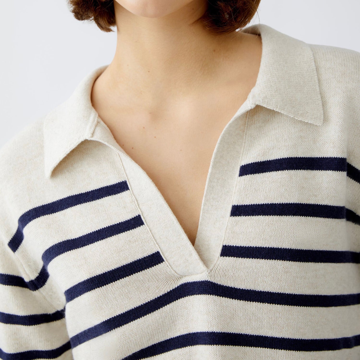 3/4 Sleeved Collar Stripe Jumper - White / Blue