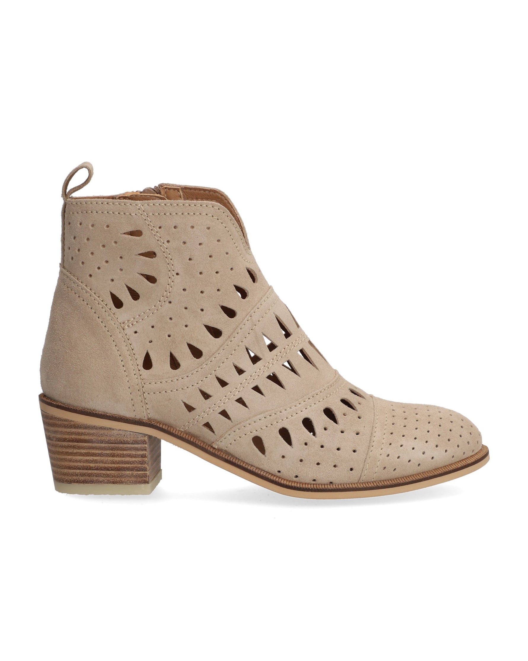 Cut Out Ankle Boot - Desert Sand