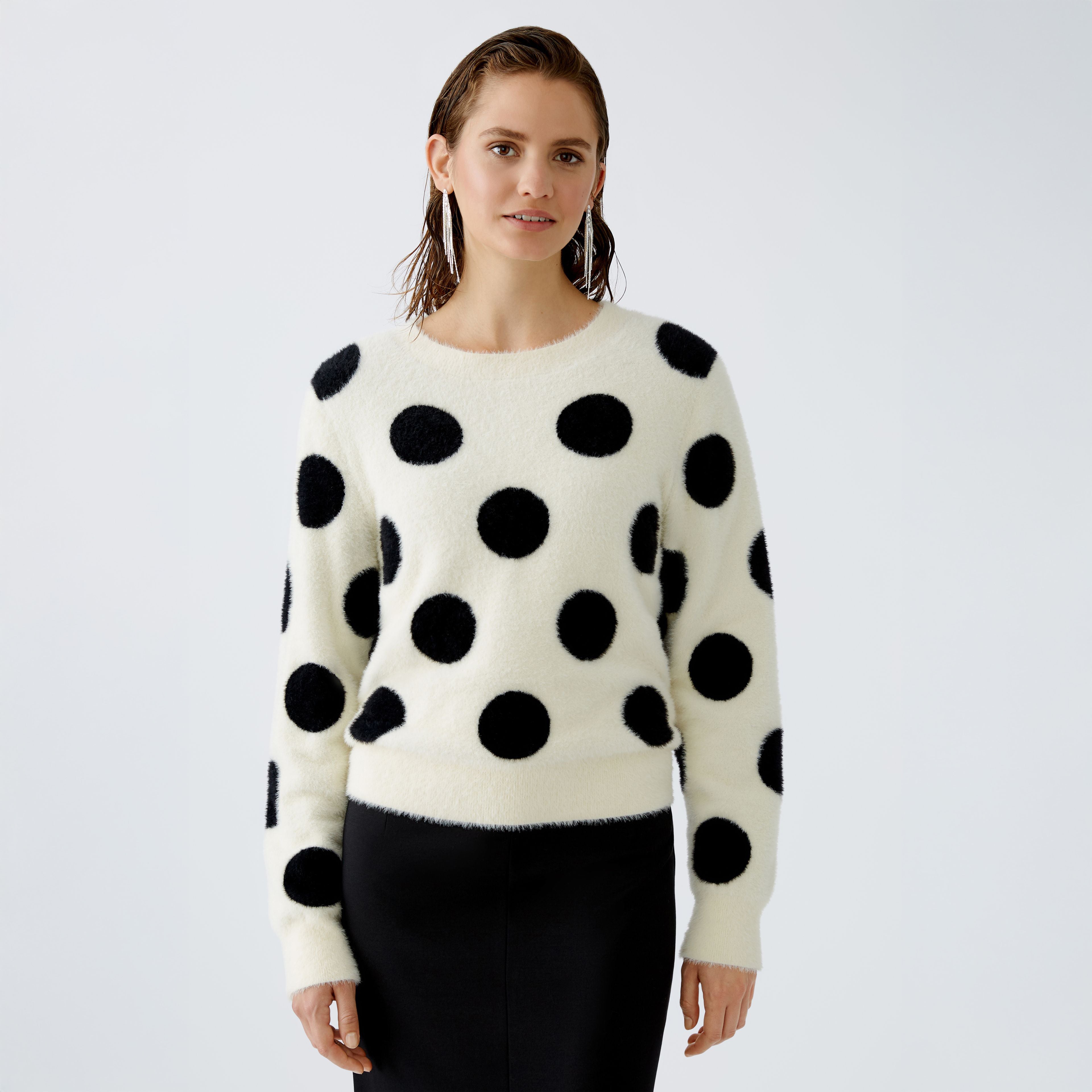 Fluffy Spot Jumper - Off White Black