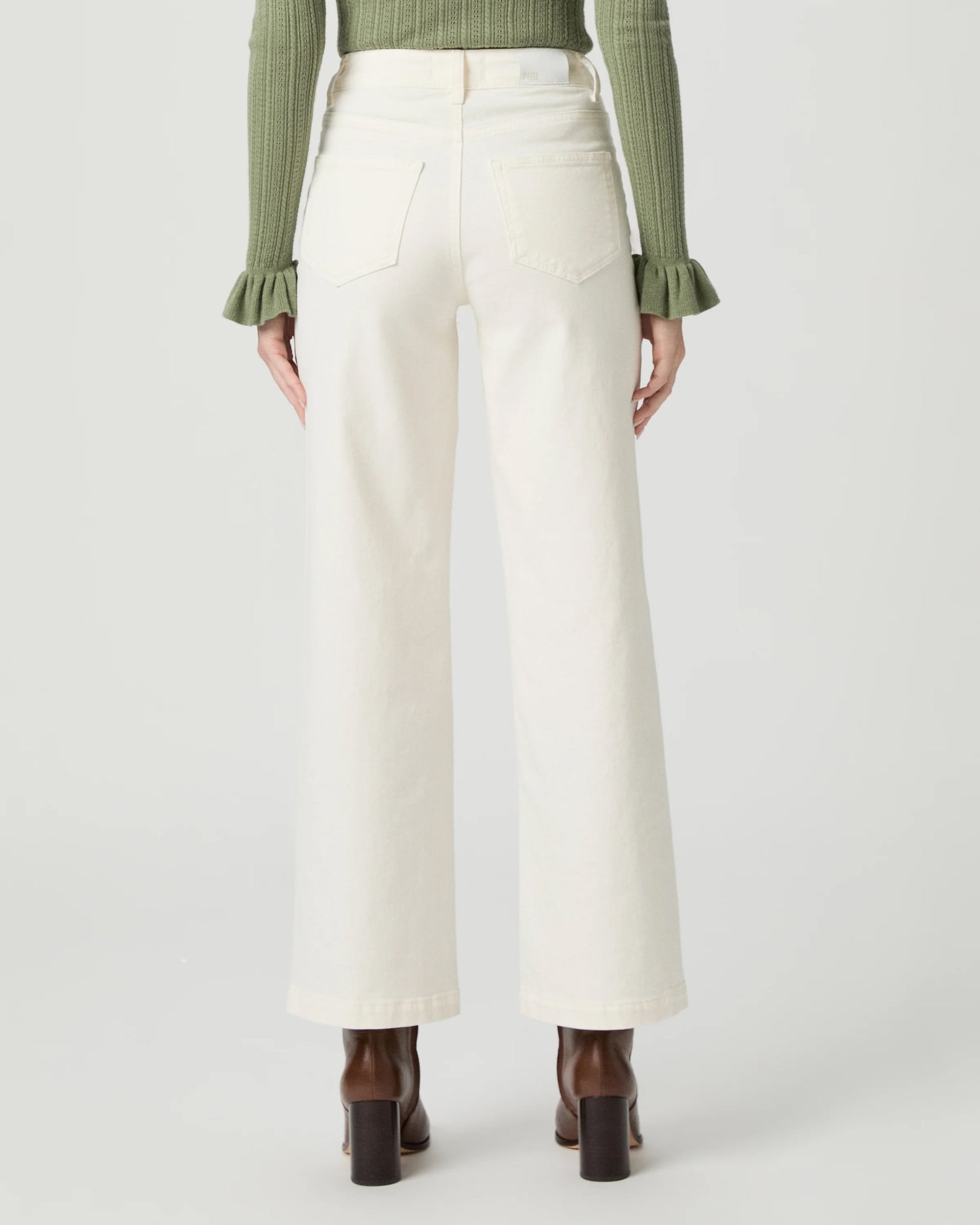 Anessa 31 in Rounded Inset Pockets - Tonal Ecru