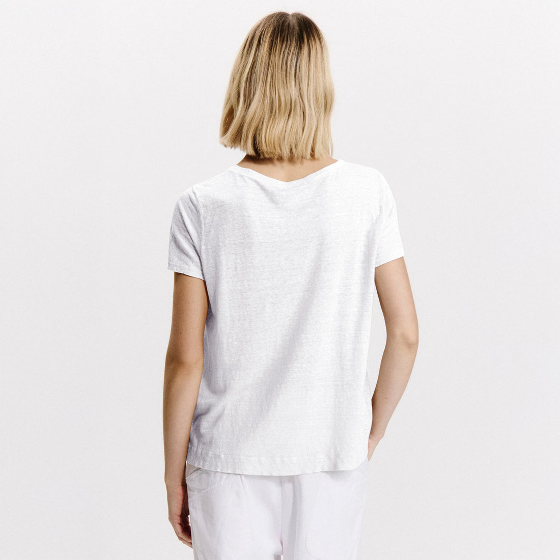 Short Sleeve Rib Round Neck Tee - White