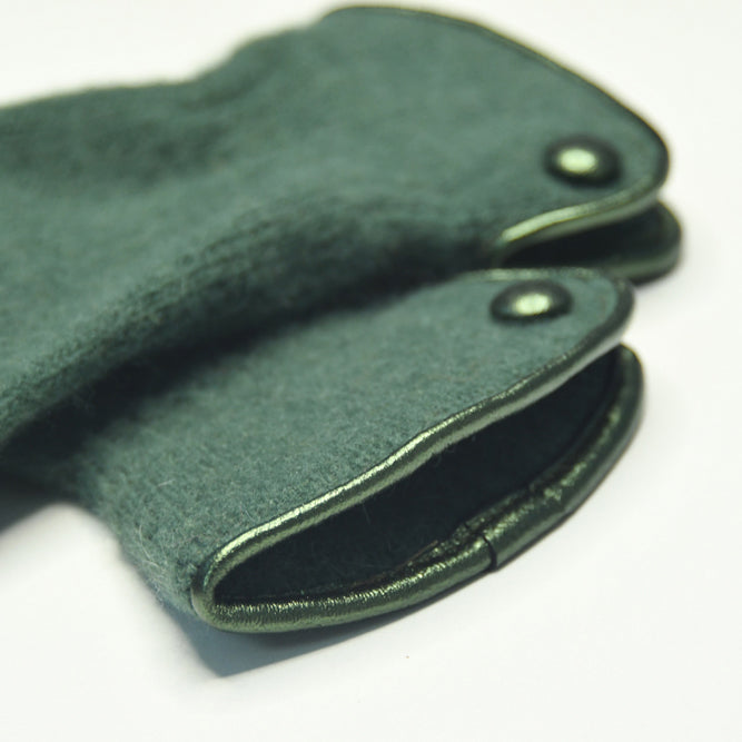 Wool Button Glove - Pine Green