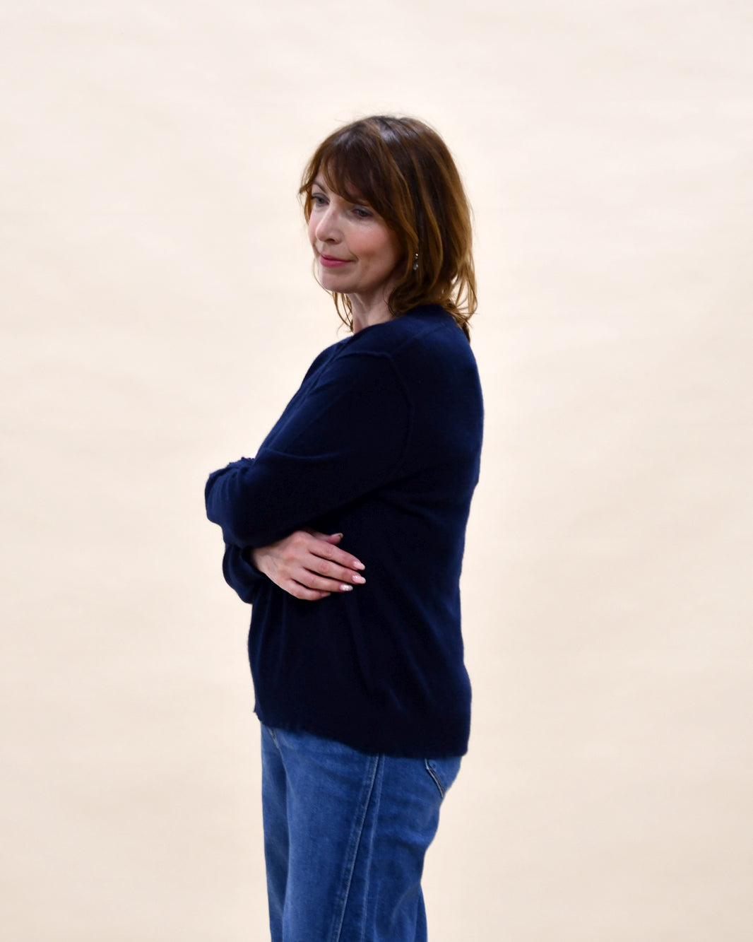 Distressed Cashmere Crew - New Navy