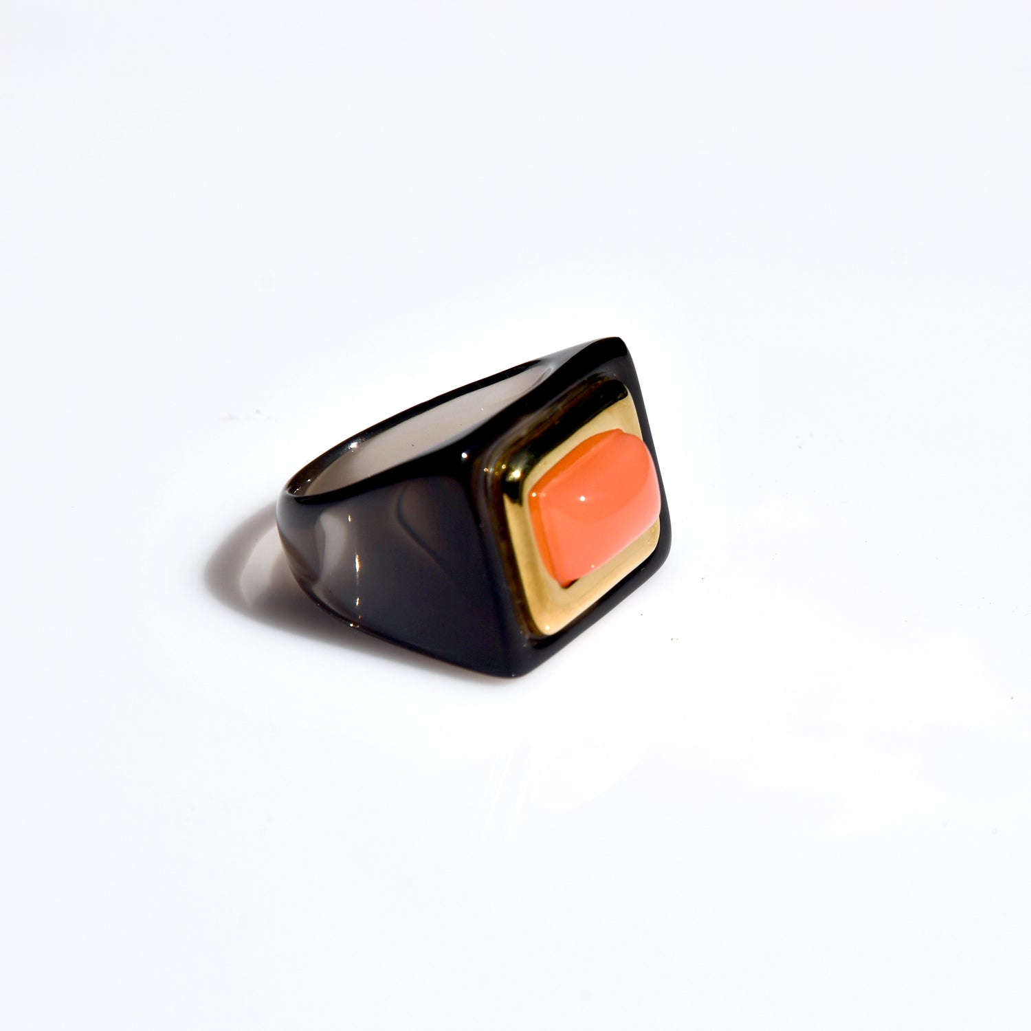 Medium Resin Deep Smoky Ring - Frosty Lobster