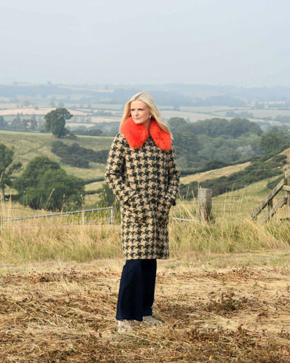 Dogtooth Coat Orange Collar - Green/Beige