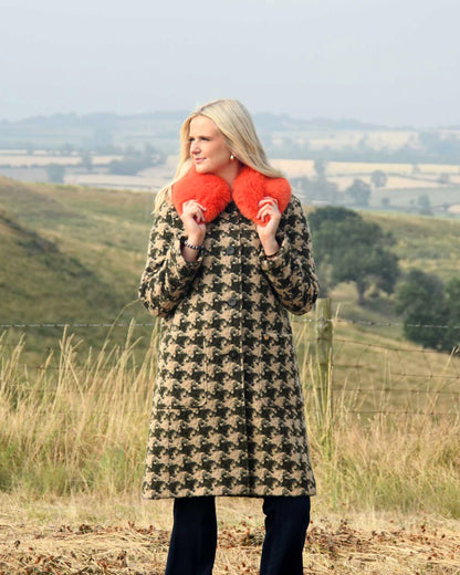 Dogtooth Coat Orange Collar - Green/Beige
