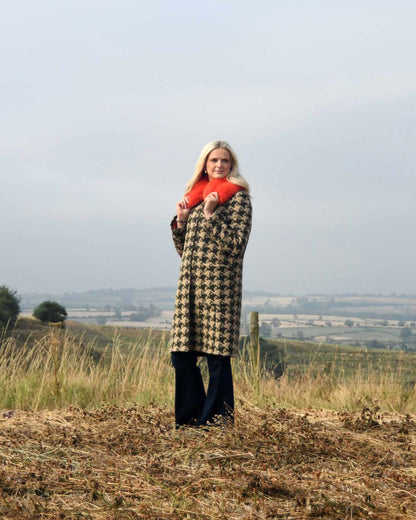Dogtooth Coat Orange Collar - Green/Beige